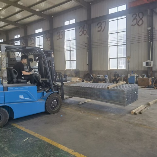 從工廠到市政，鋼格柵如何撐起工程建設半邊天？
